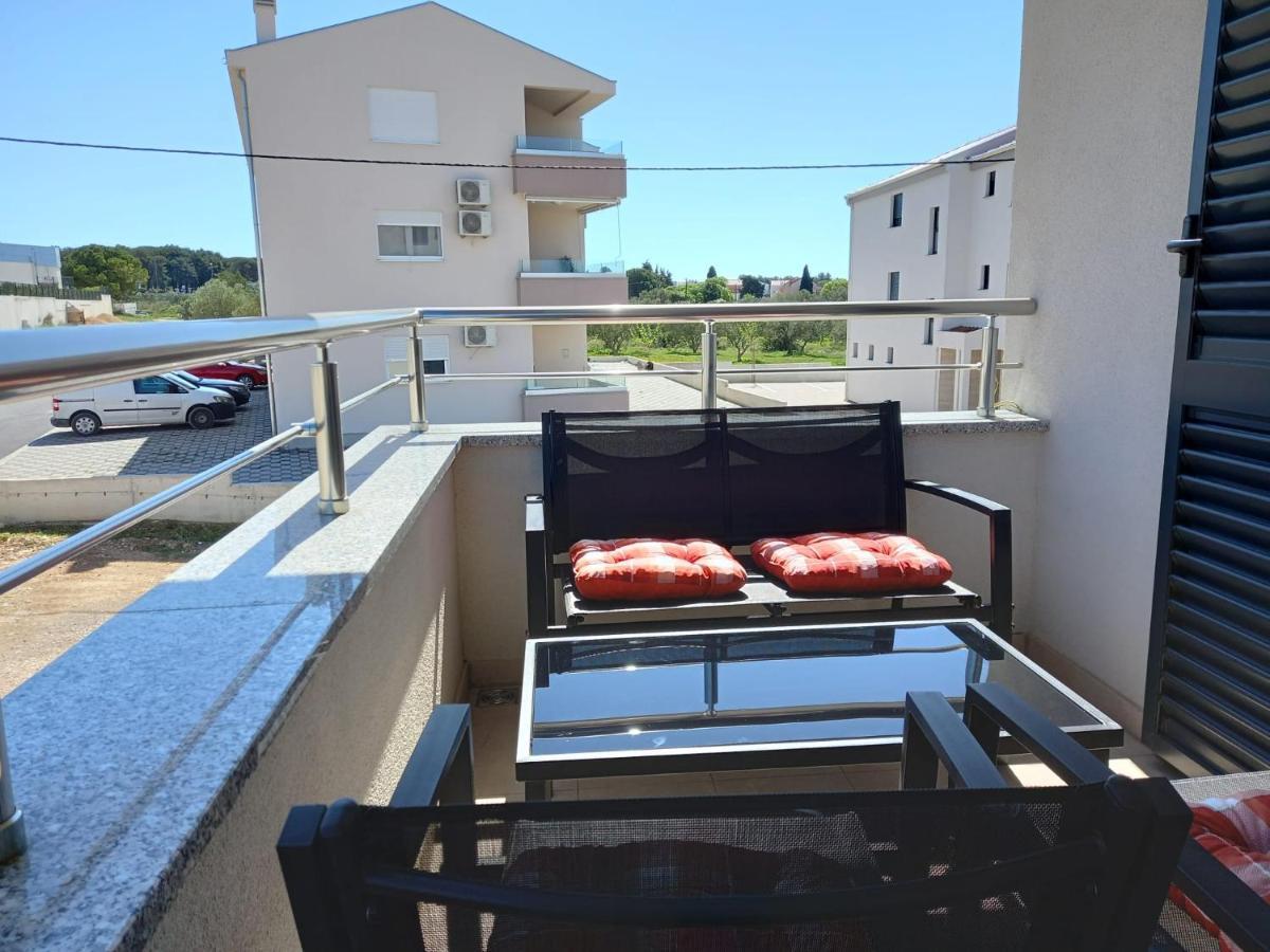 Villa Toni Biograd Na Moru Exterior photo