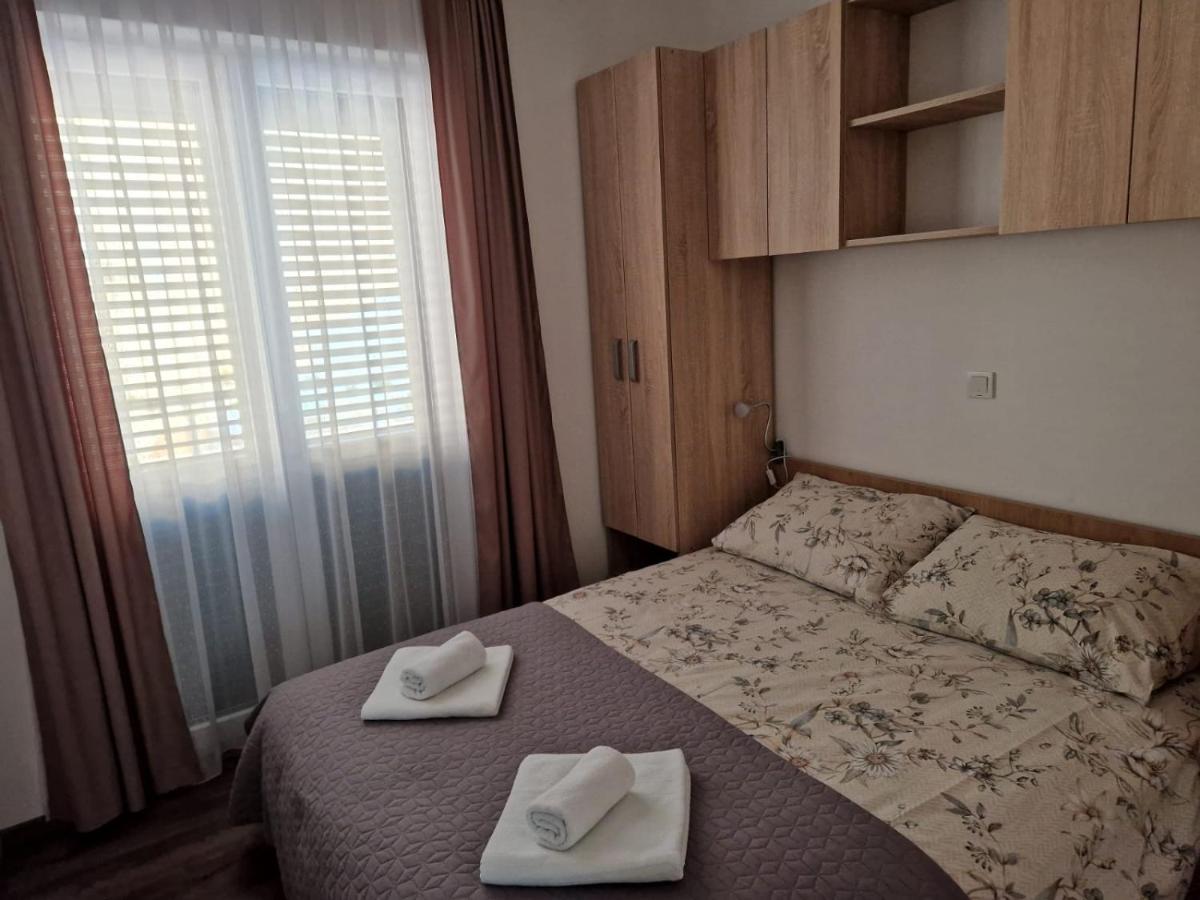 Villa Toni Biograd Na Moru Exterior photo